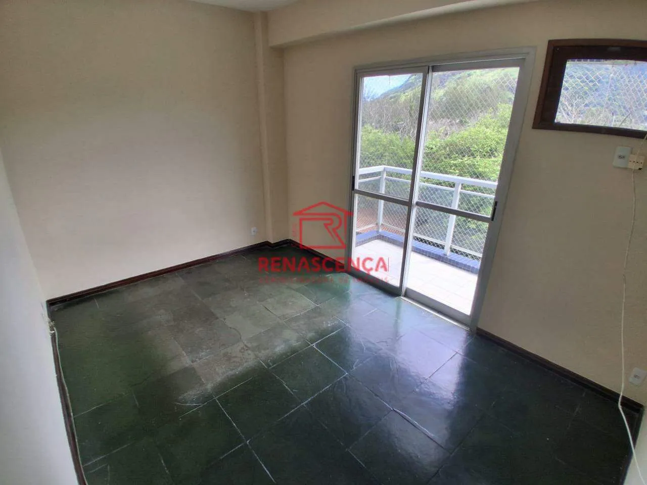 2-bedroom apartment with balcony and 1 parking spot — photo 8