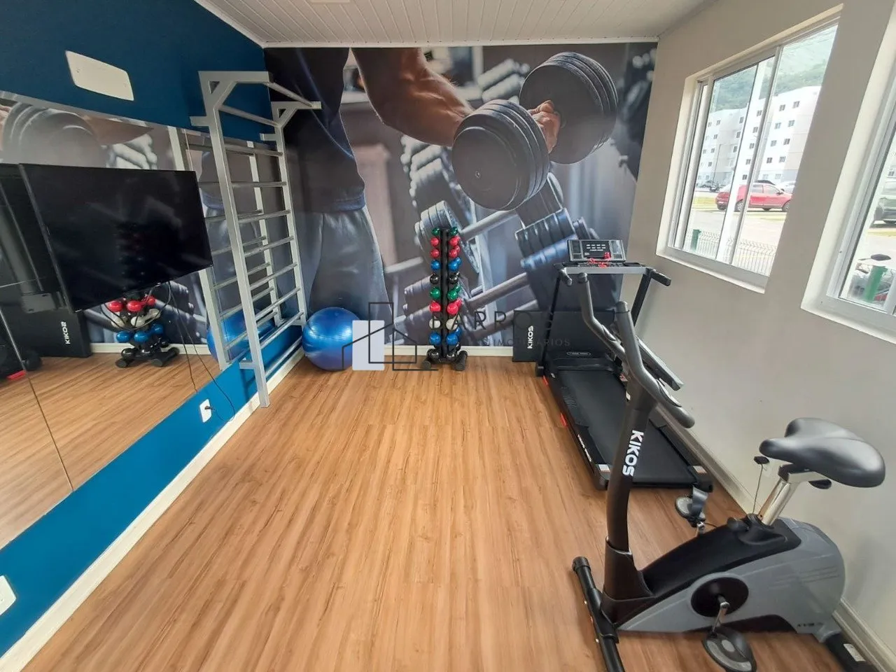 2-bedroom apartment in a building with a coworking space — photo 8