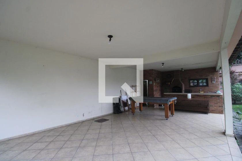 House, 370 m², with a grill on the balcony — photo 8