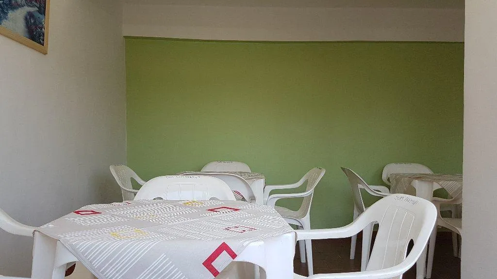 1-bedroom apartment with balcony and a private BBQ — photo 15