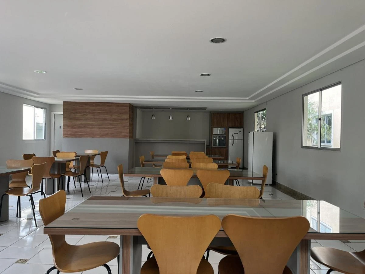 Furnished apartment with 3 bedrooms and a balcony — photo 22