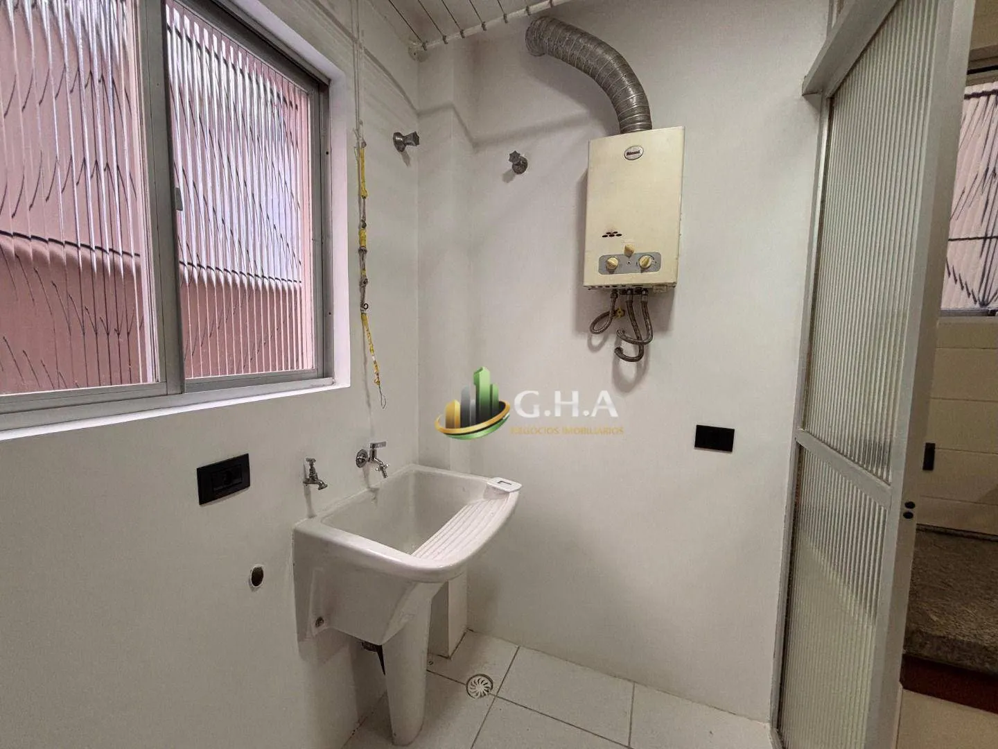 2-bedroom apartment, 1 with its own bathroom, 68 m² — photo 17