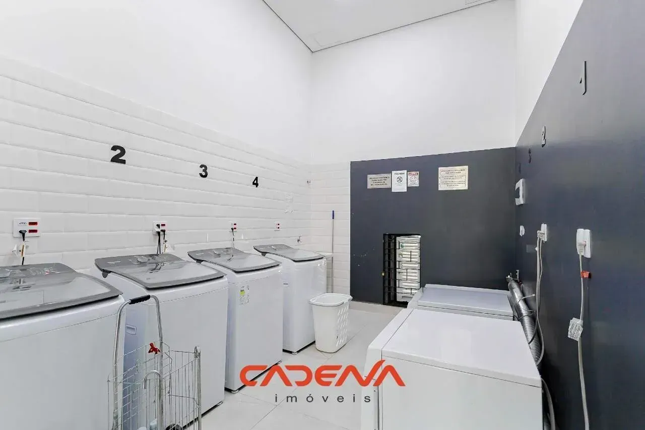 Furnished 29 m² studio with compact kitchen appliances — photo 9