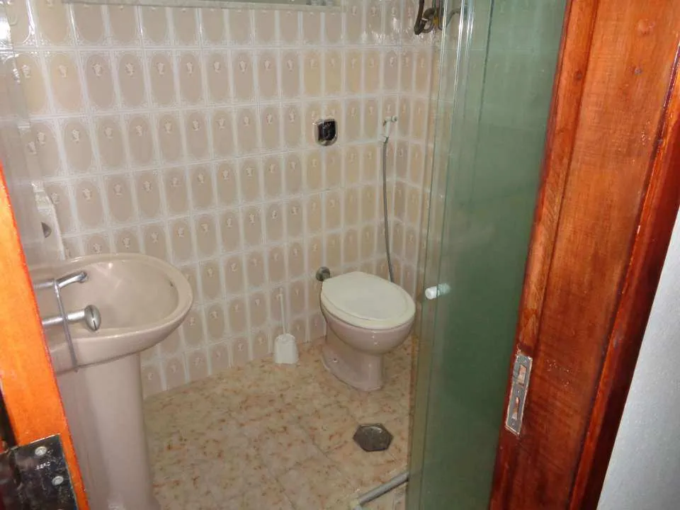 Apartment with a separate kitchen and 2 bedrooms — photo 10