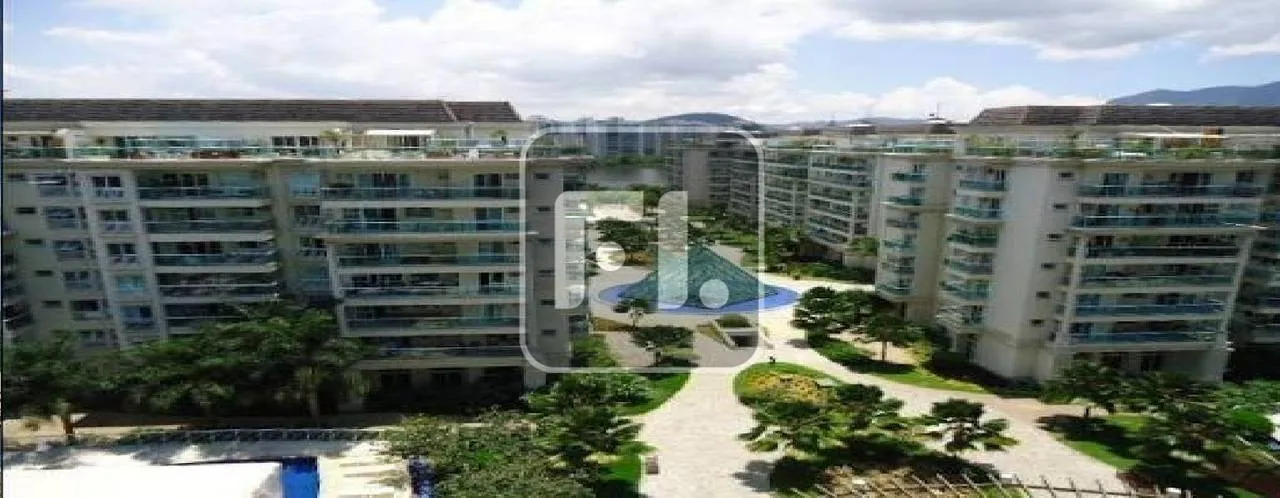 4-bedroom apartment with a balcony — photo 2