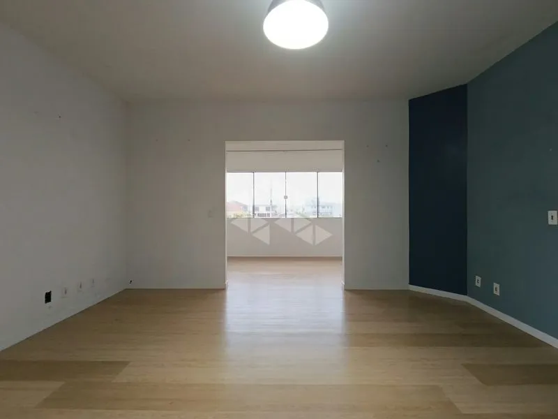 4-bedroom house with a bathtub in Florianópolis — photo 43