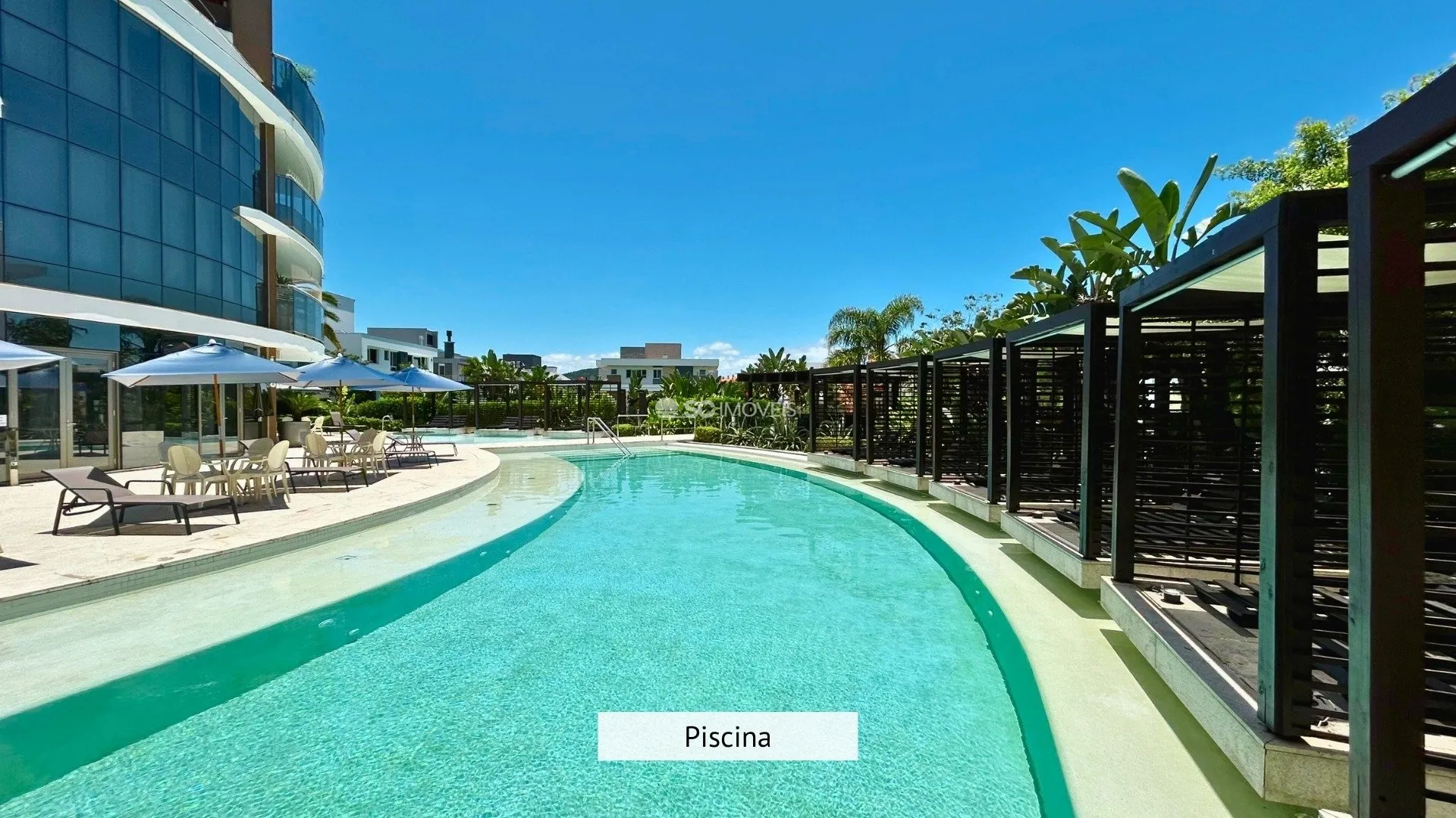 Furnished 2-bedroom apartment with balcony and 111 m² — photo 4