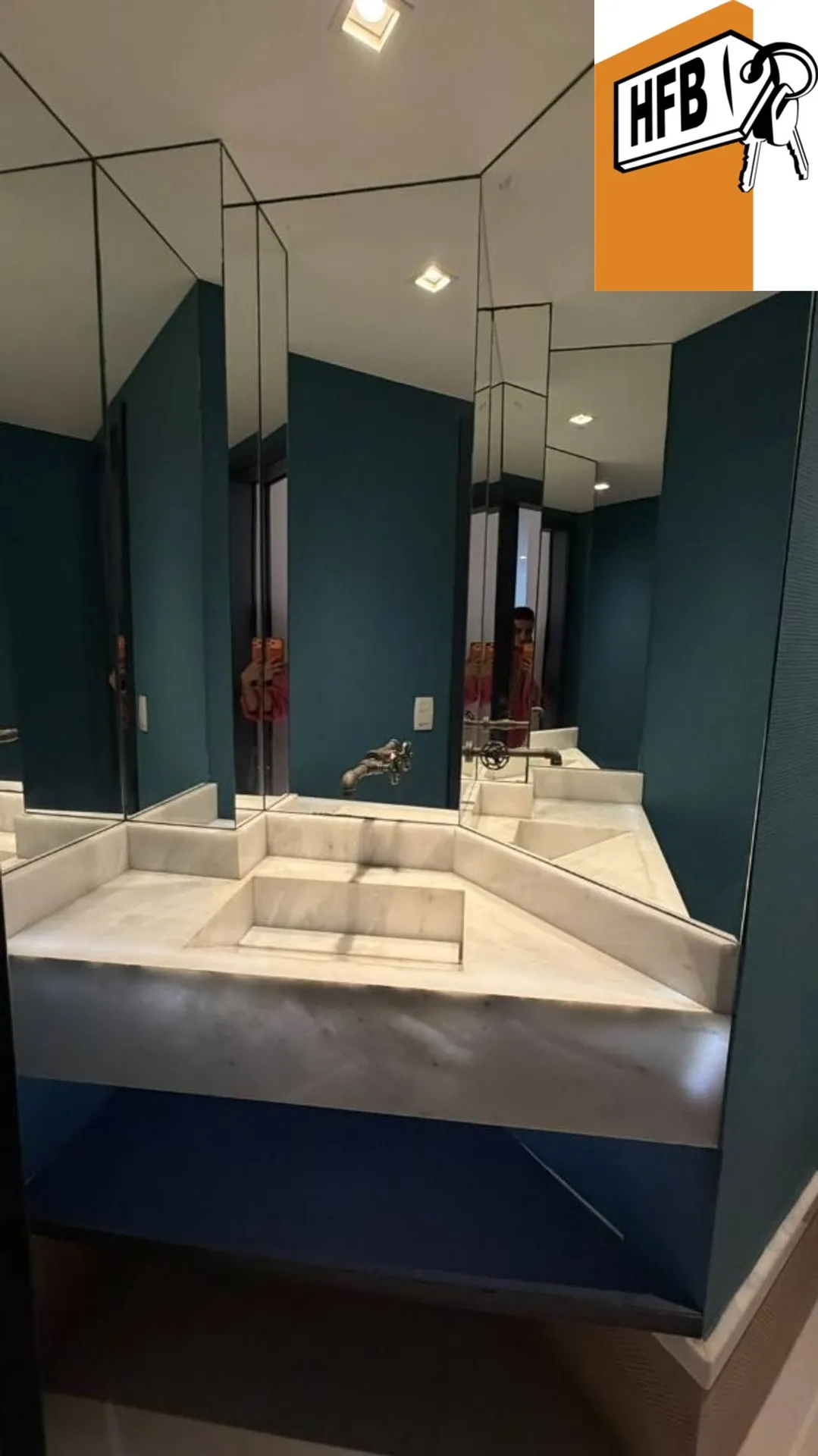 Засклений балкон та 2 спальні: квартира 110 м² — photo 22