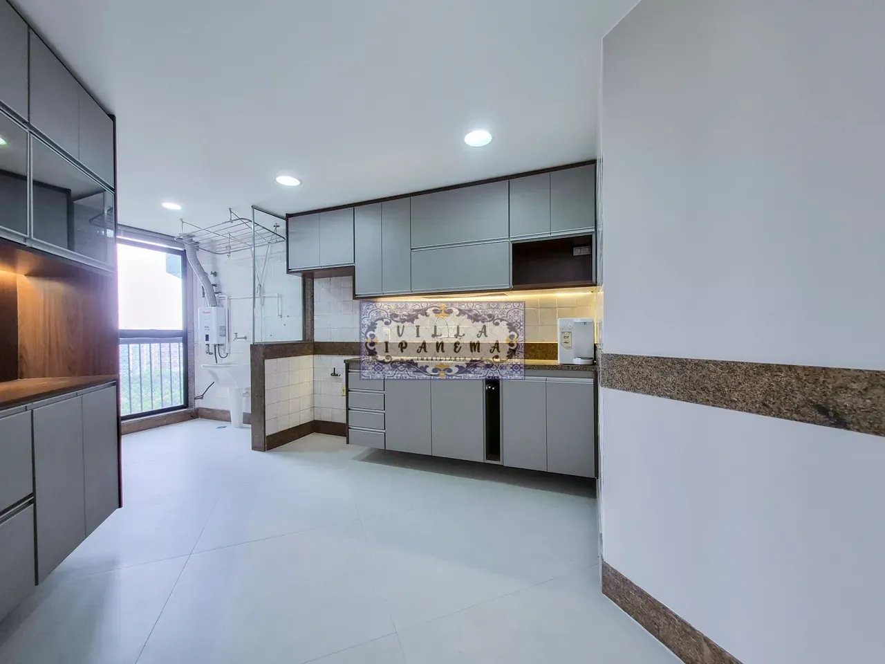 200 m² apartment with 3 en-suite bedrooms and private BBQ — photo 19