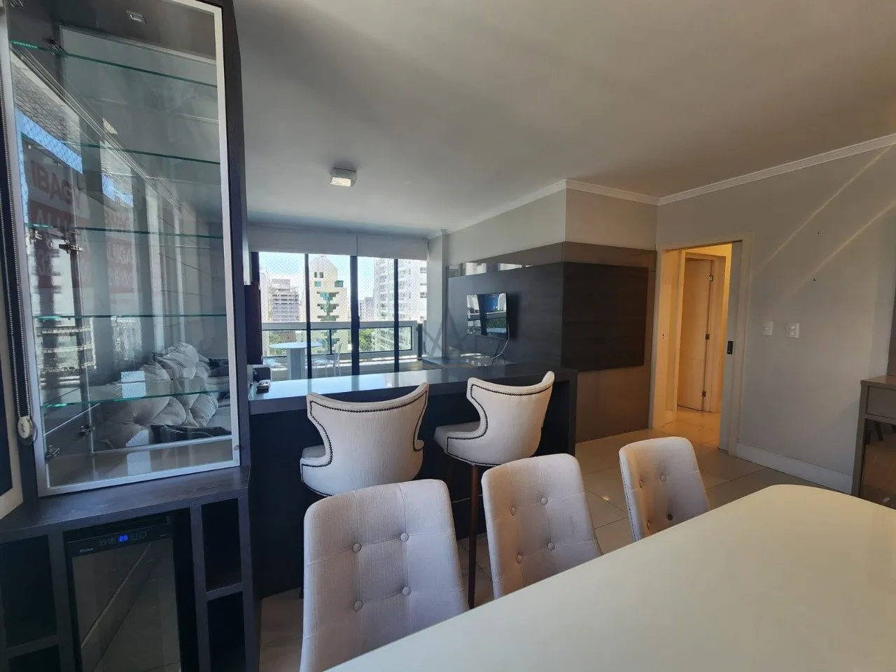 4-bedroom apartment in a building with a gym — photo 51