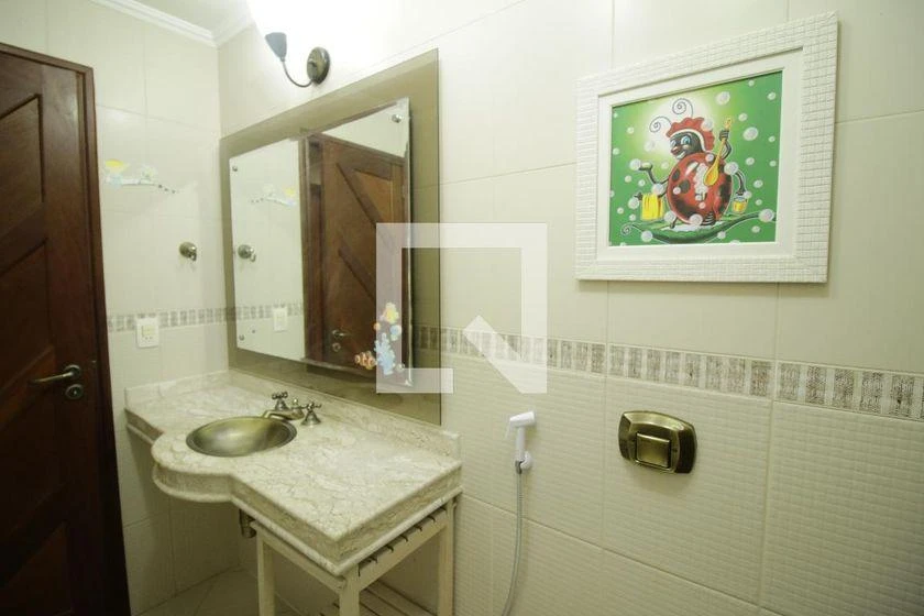 Casa de 700 m² com 3 quartos e 4 banheiros — photo 31