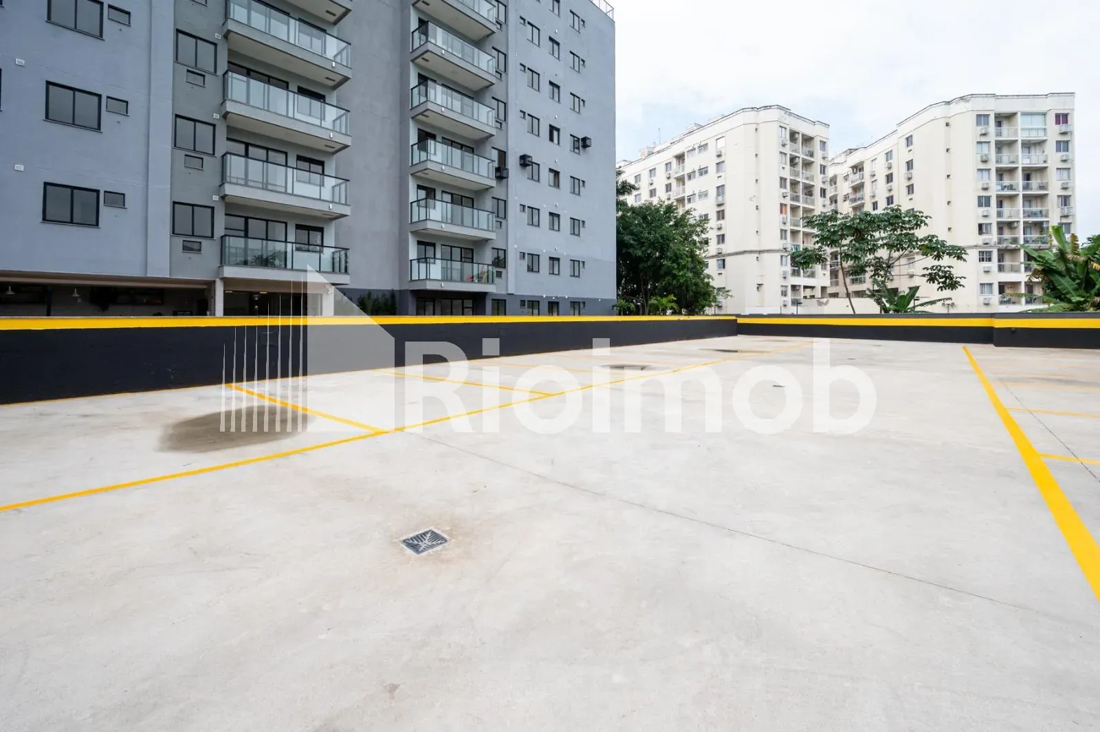 2-bedroom apartment with 1 suite and a balcony — photo 29