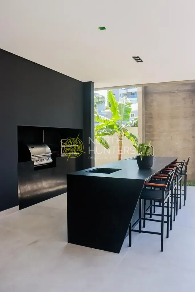 Casa mobiliada de 5 suítes com 646 m² e 4 vagas — photo 24