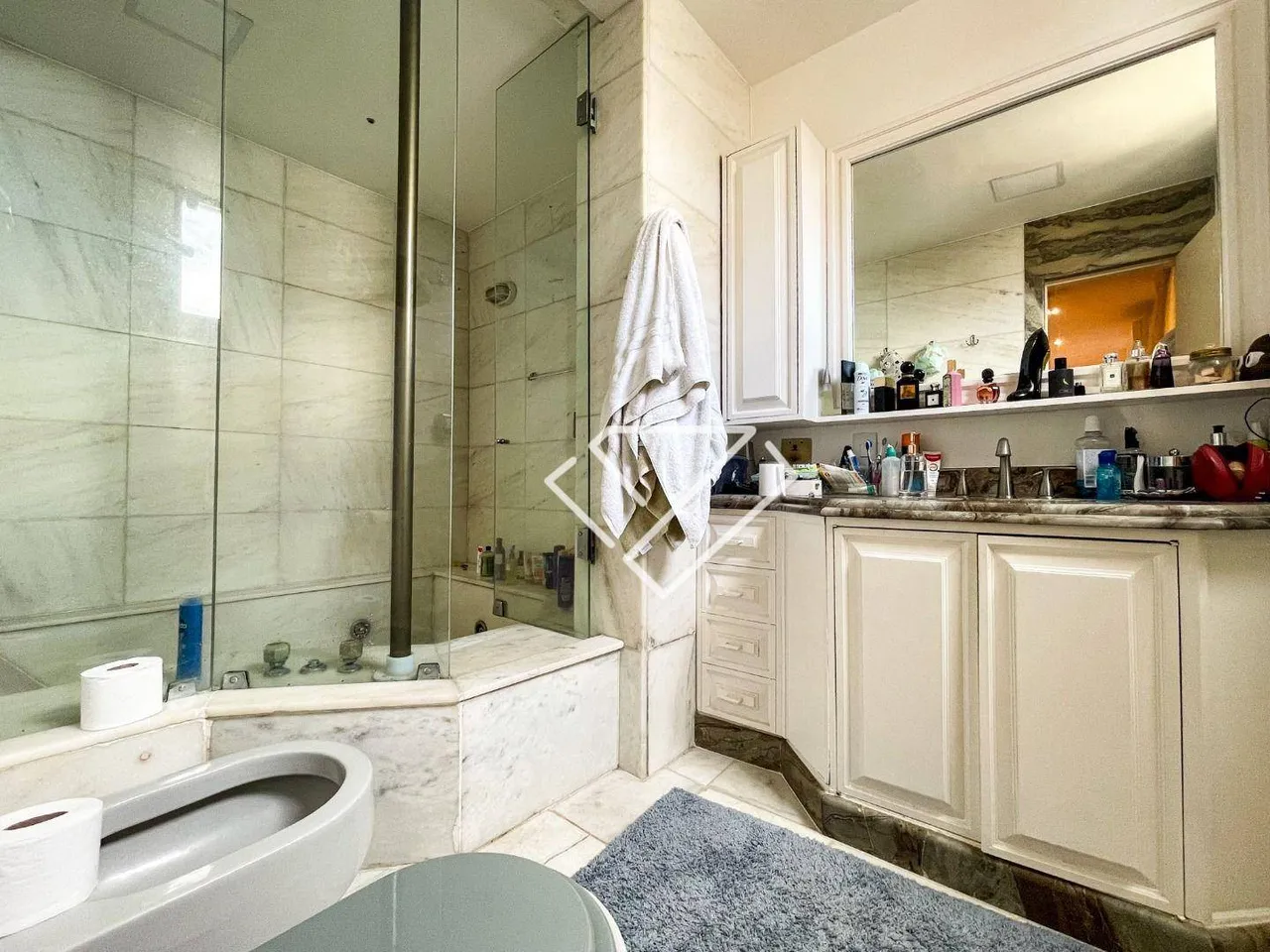 4-bedroom penthouse apartment with 4 baths and 420 m² — photo 2