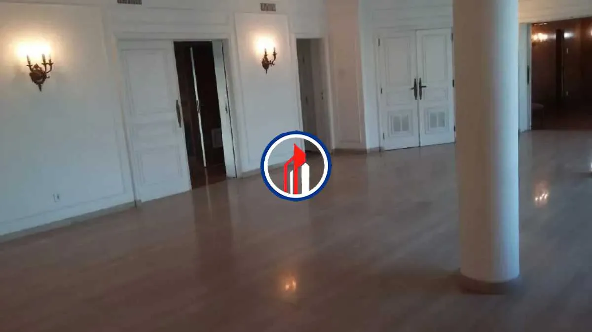 Apartment with 4 bedrooms and 5 bathrooms plus parking — photo 7
