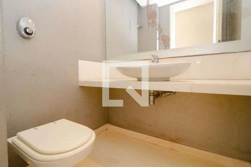 626 m² penthouse with 4 bedrooms and 3 parking spaces — photo 10