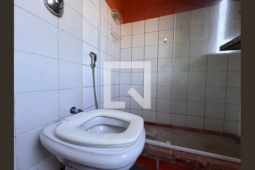 Casa de 4 dormitorios y 3 baños, 490 m² en total — photo 20