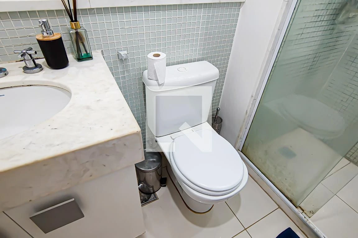 Apartamento mobiliado com 2 quartos e varanda com churrasqueira — photo 56