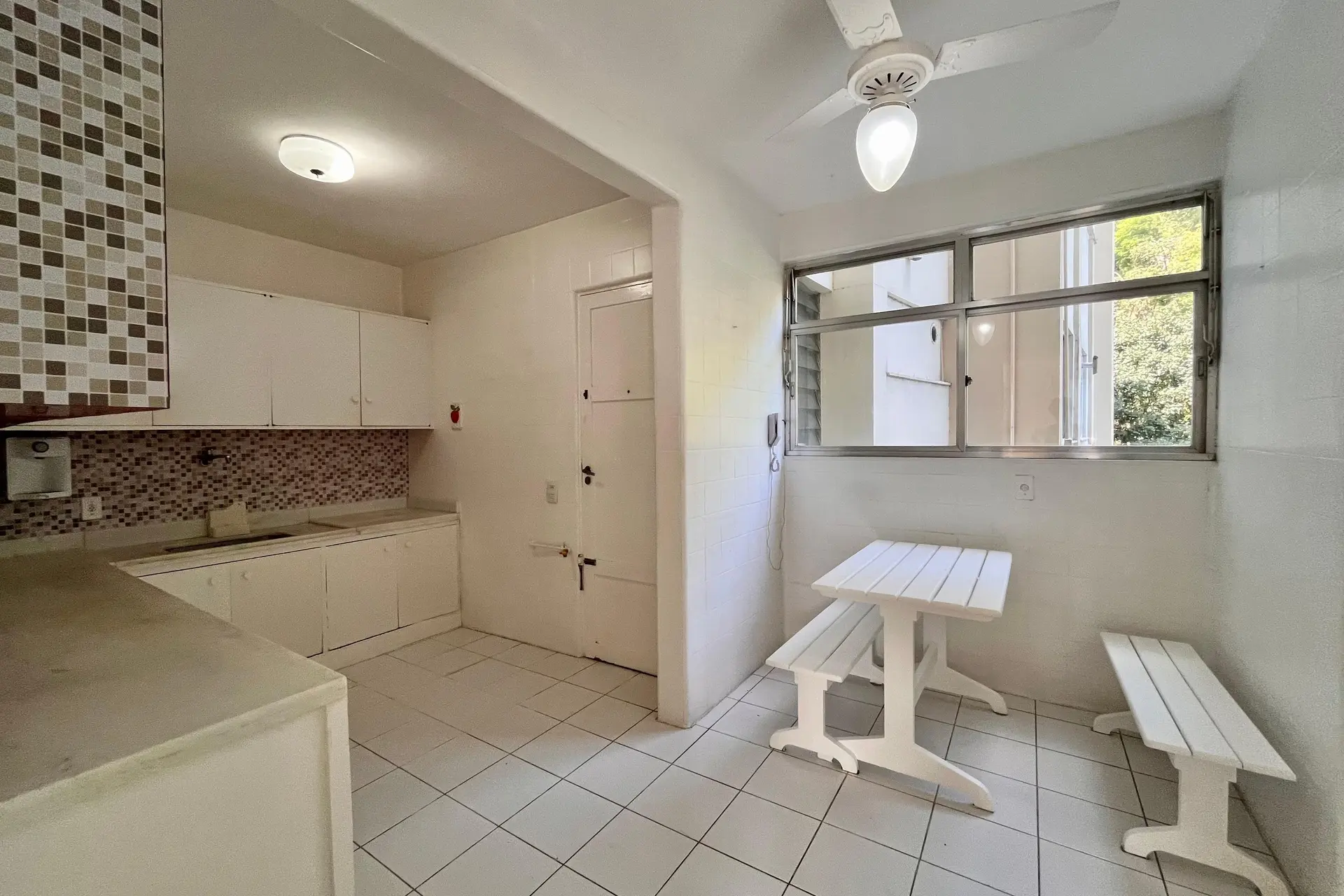 Unfurnished 2-bedroom rental apartment with 2 baths — photo 17