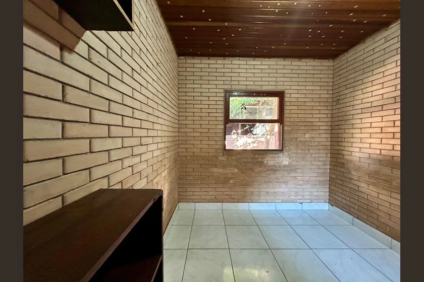 Apartamento amueblado de 2 habitaciones con jardín privado — photo 4