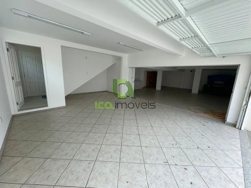 Меблированный дом на 2 уровня: 4 спальни и 3 санузла — photo 58