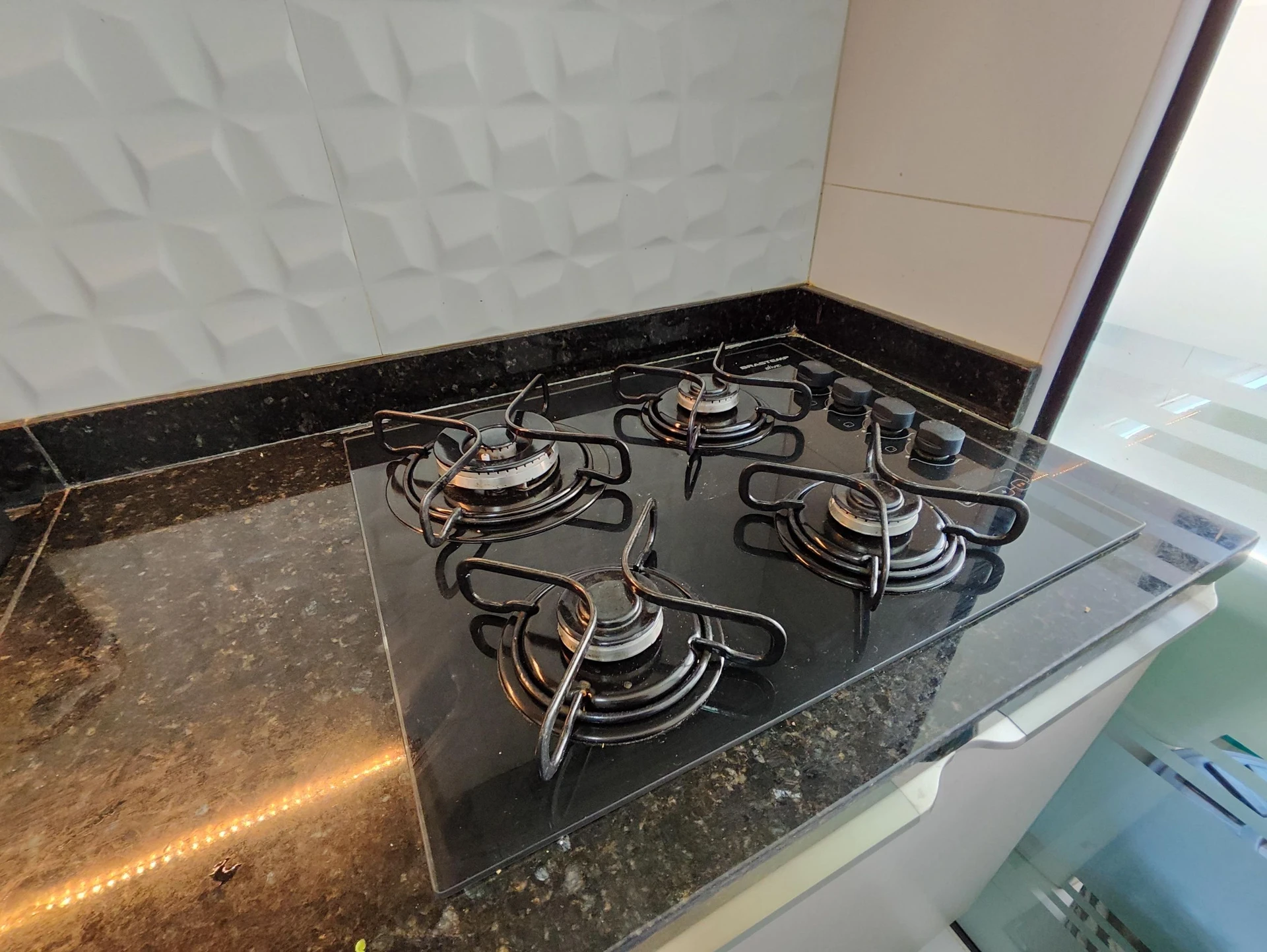 3-bedroom apartment with a dishwasher — photo 60