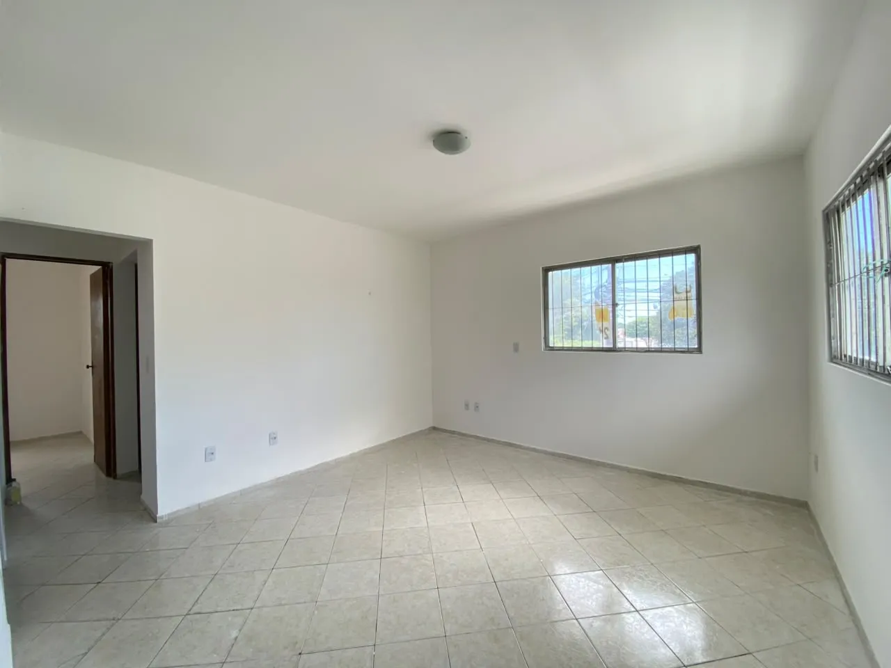 Квартира: 2 спальни, 54 м²