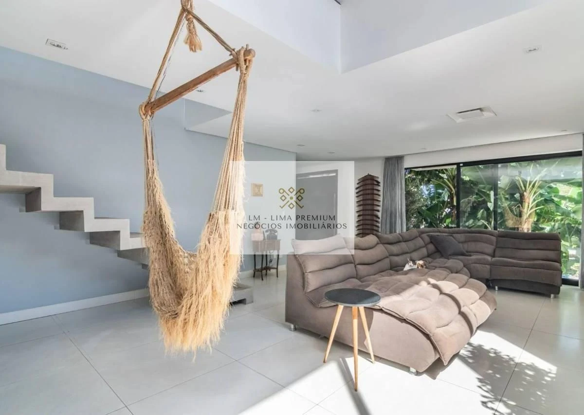3-bedroom house with 280 m² and an open kitchen with gas stove — photo 6