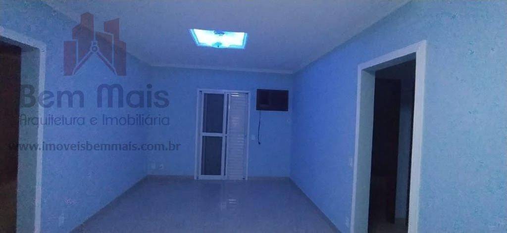 Unfurnished 4-bedroom apartment with closed kitchen — photo 16