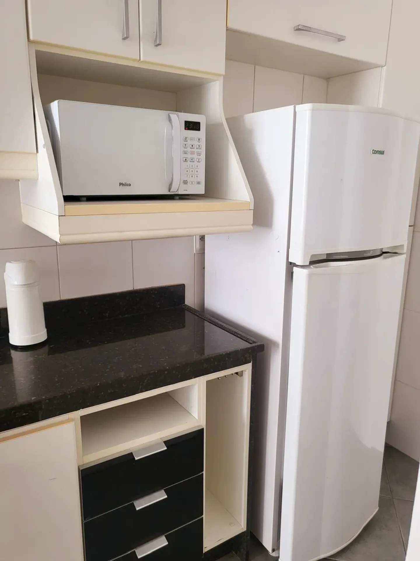 Мебльована квартира 60 м² з 1 спальнею та 2 ванними — photo 2