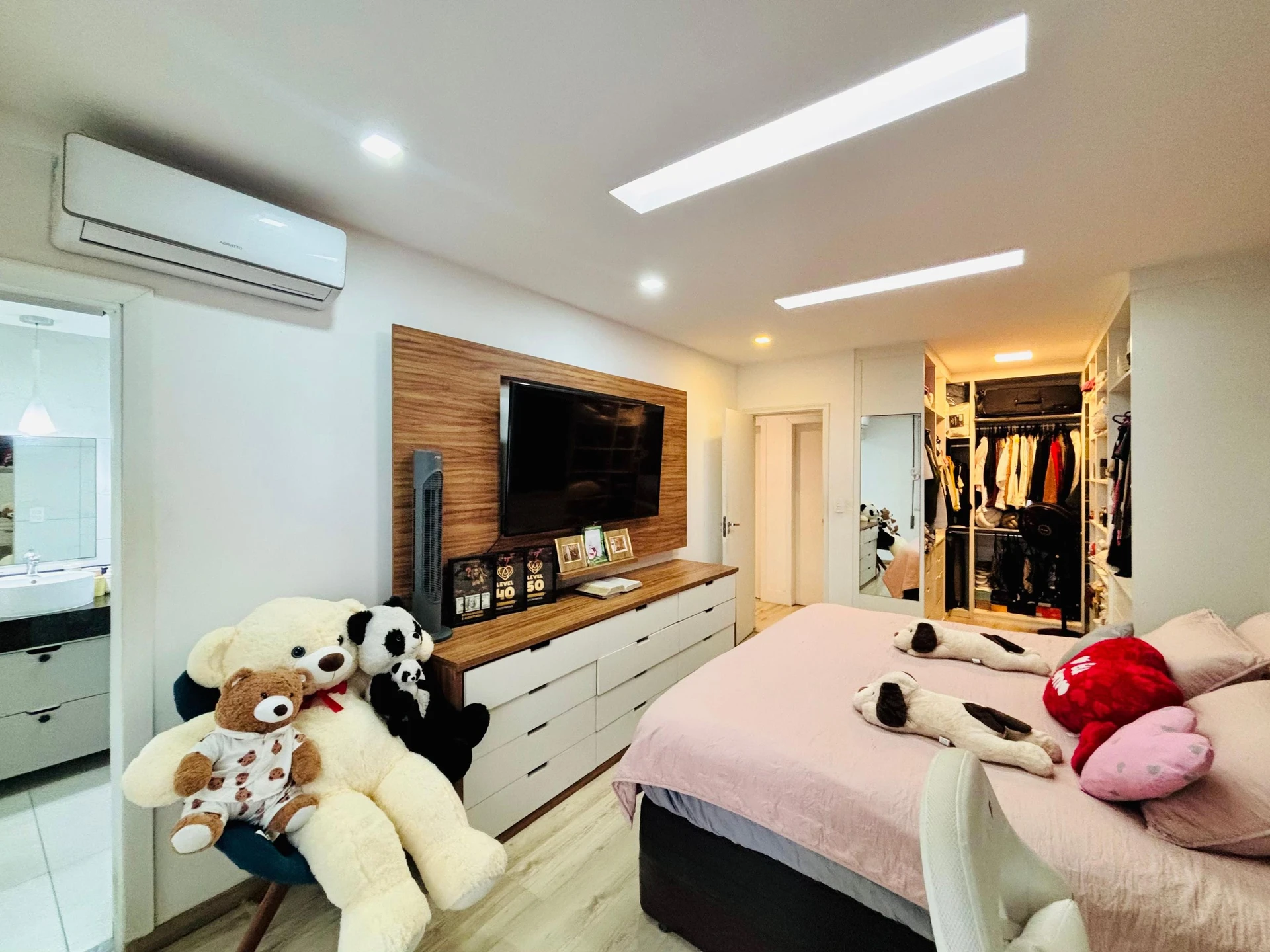 Water view in a 3-bedroom apartment, 147 m² — photo 31