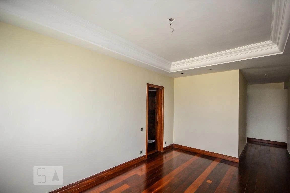 Apartment with 4 bedrooms, 4 baths and 300 m² — photo 36