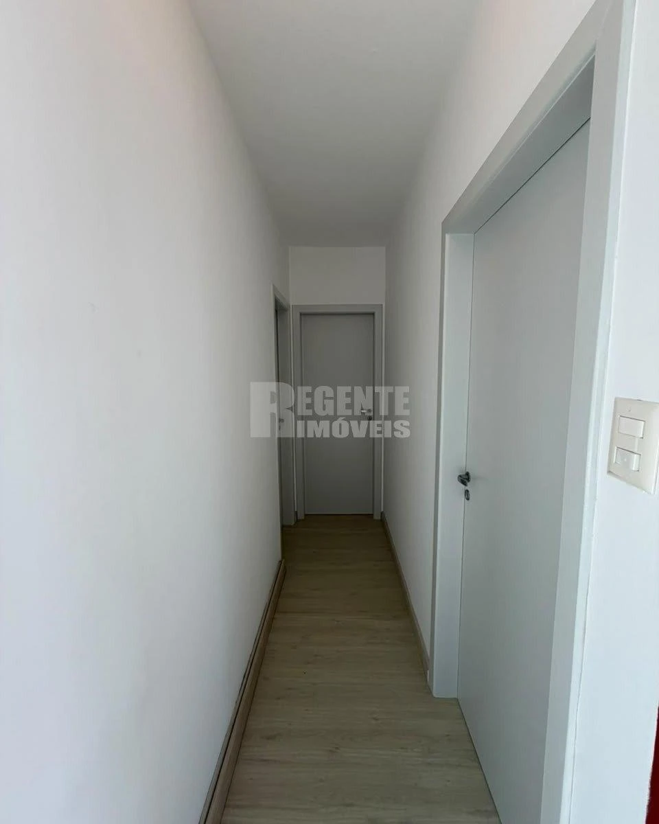 Apartment, 65 m², with wood or laminate floors — photo 12