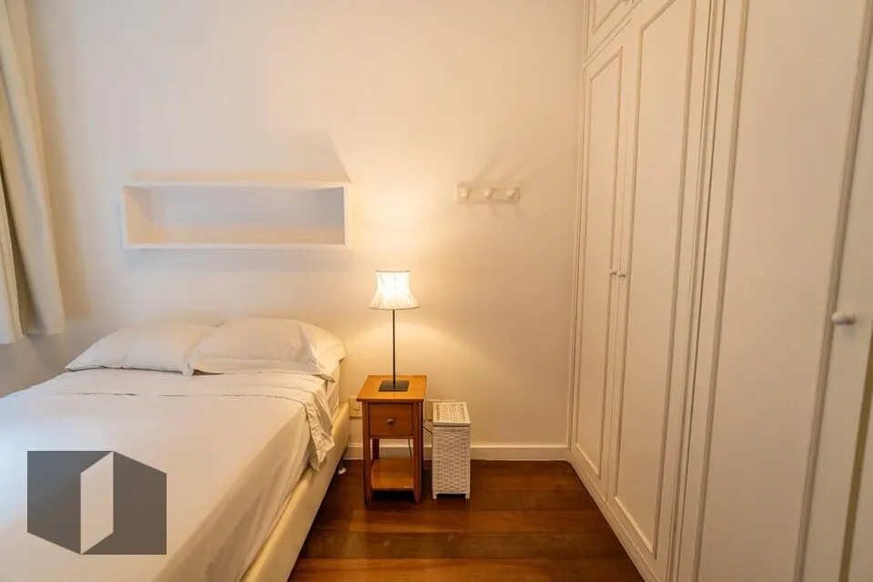 Apartamento com 4 quartos e cozinha fechada a gás — photo 32