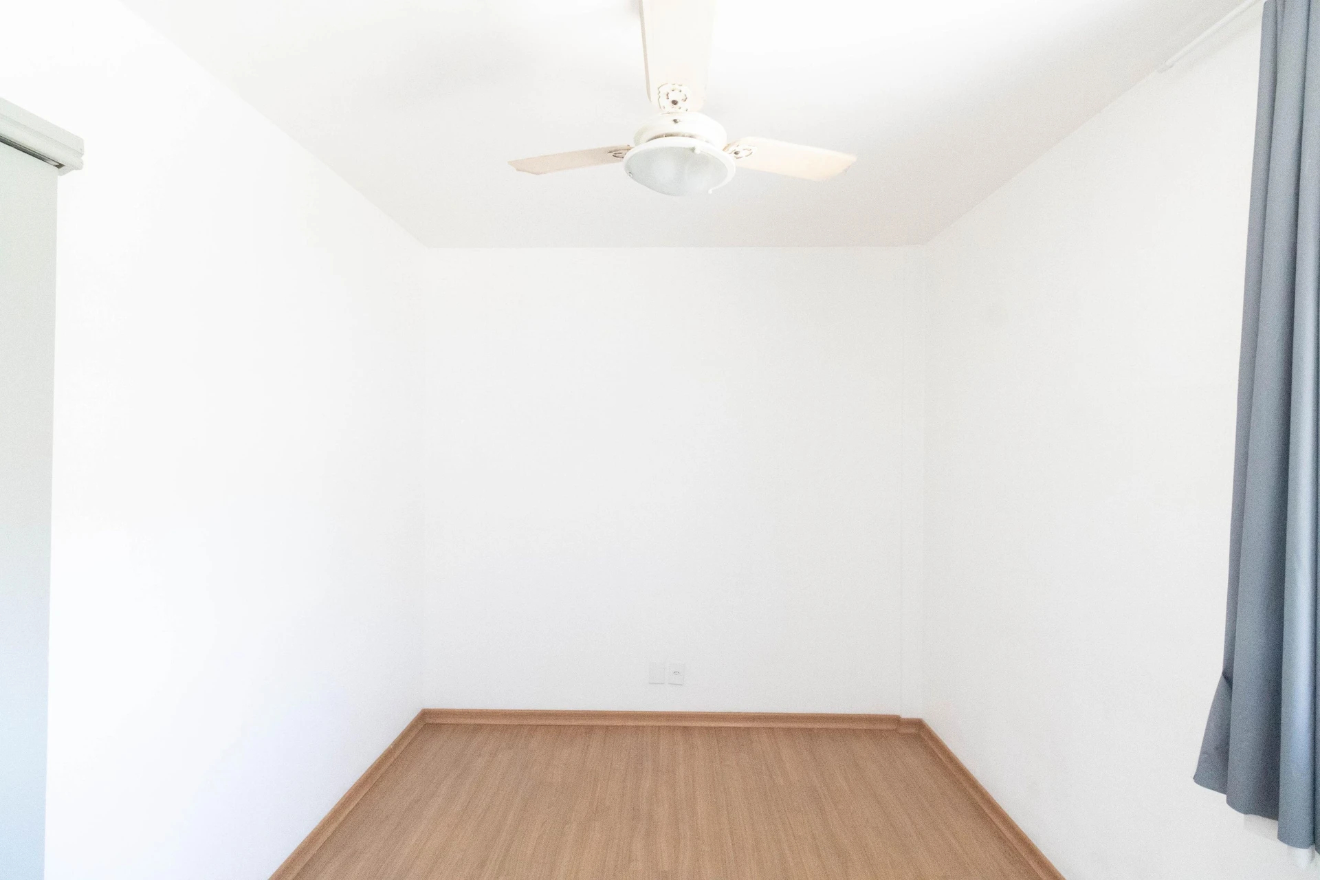 Apartamento com piso de madeira ou laminado, Campo Grande — photo 31