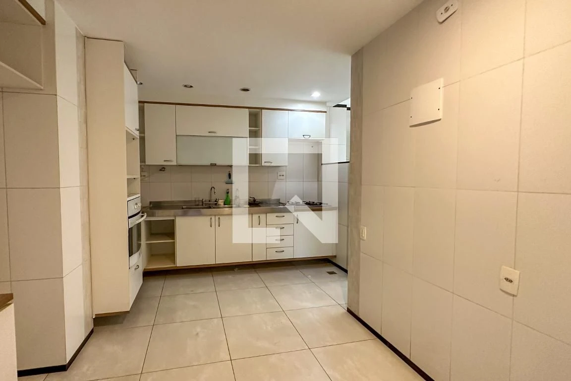 Apartamento sem mobília com suíte, 3 quartos e 1 vaga — photo 15