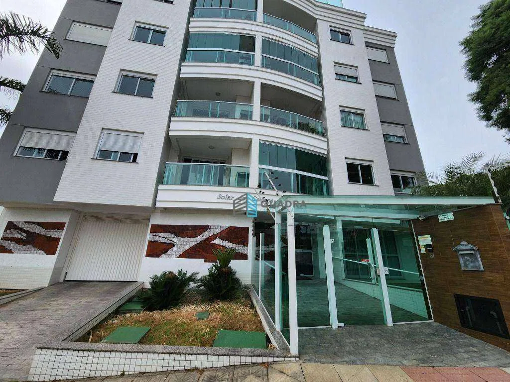 2-bedroom apartment with a home office in Florianópolis — photo 9
