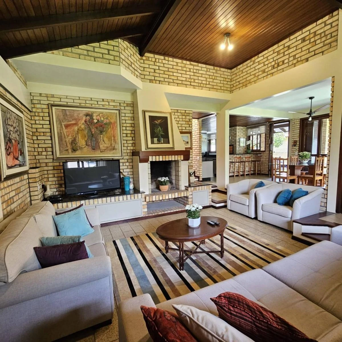 Стиральная машина и 4 спальни: дом 280 м² — photo 45