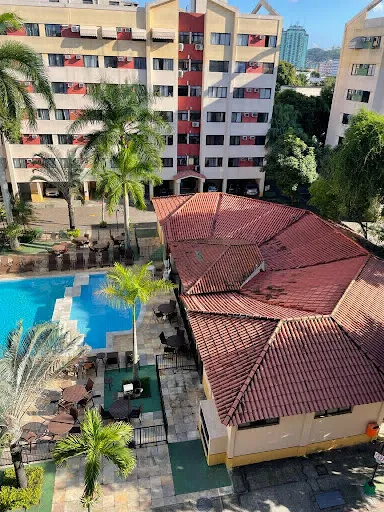 Квартира з 3 спальнями та 1 ванною без паркування — photo 24