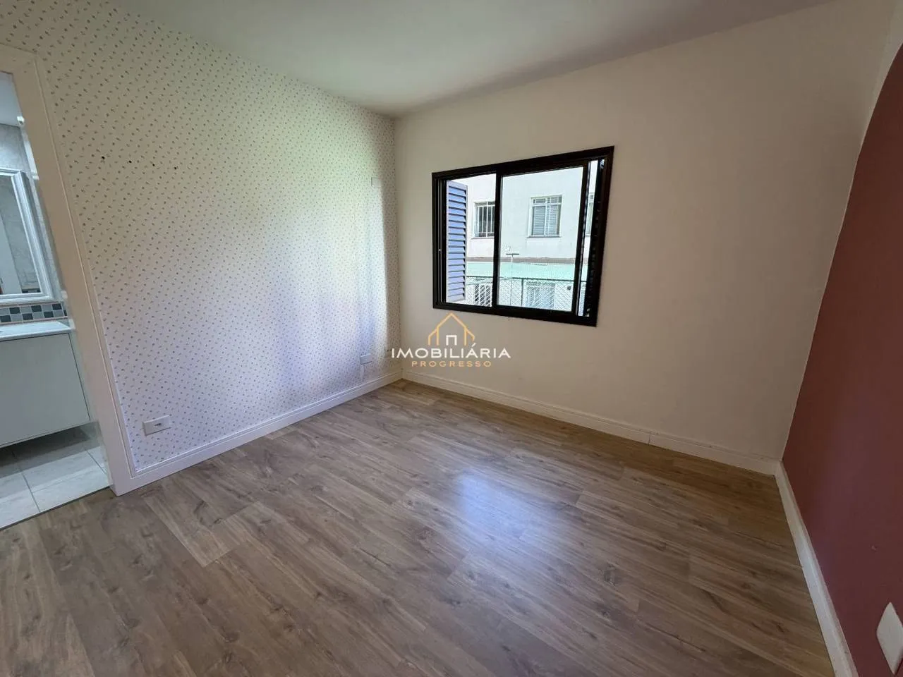 3-bedroom apartment with a home office in Curitiba — photo 40