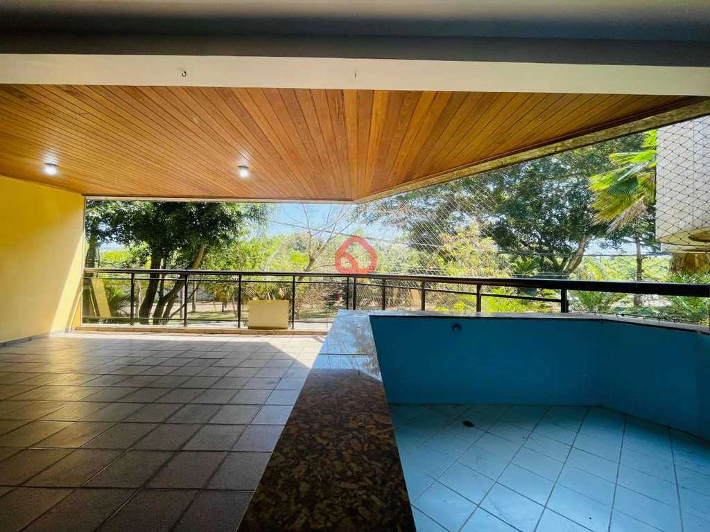 Apartamento de 200 m² com 4 quartos e 2 vagas — photo 5