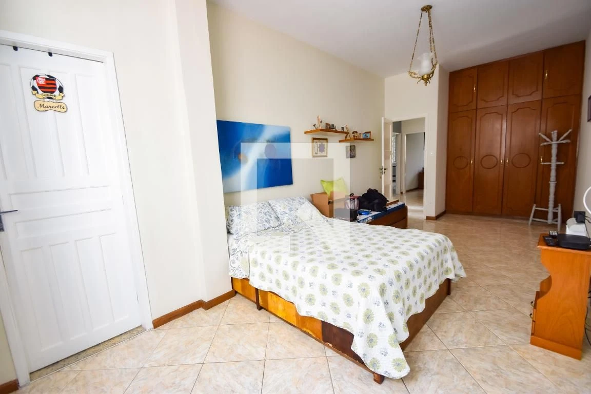 Casa mobiliada com 6 quartos e 3 suítes com jardim e BBQ — photo 61