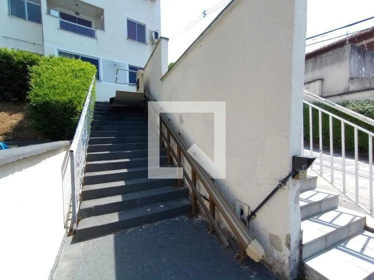 Apartamento de 2 quartos em condomínio com piscina — photo 34