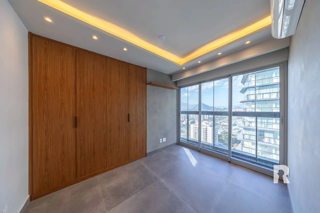 2-bedroom apartment with open-plan kitchen — photo 12