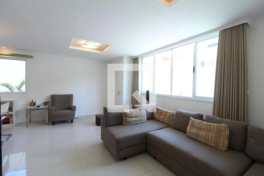 Casa em condomínio para aluguel com 5 quartos e 375 m² — photo 8