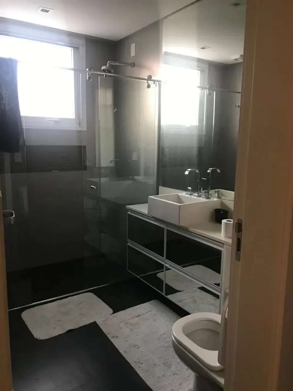 Casa de 600 m² con 5 dormitorios y duchas con vidrio — photo 11
