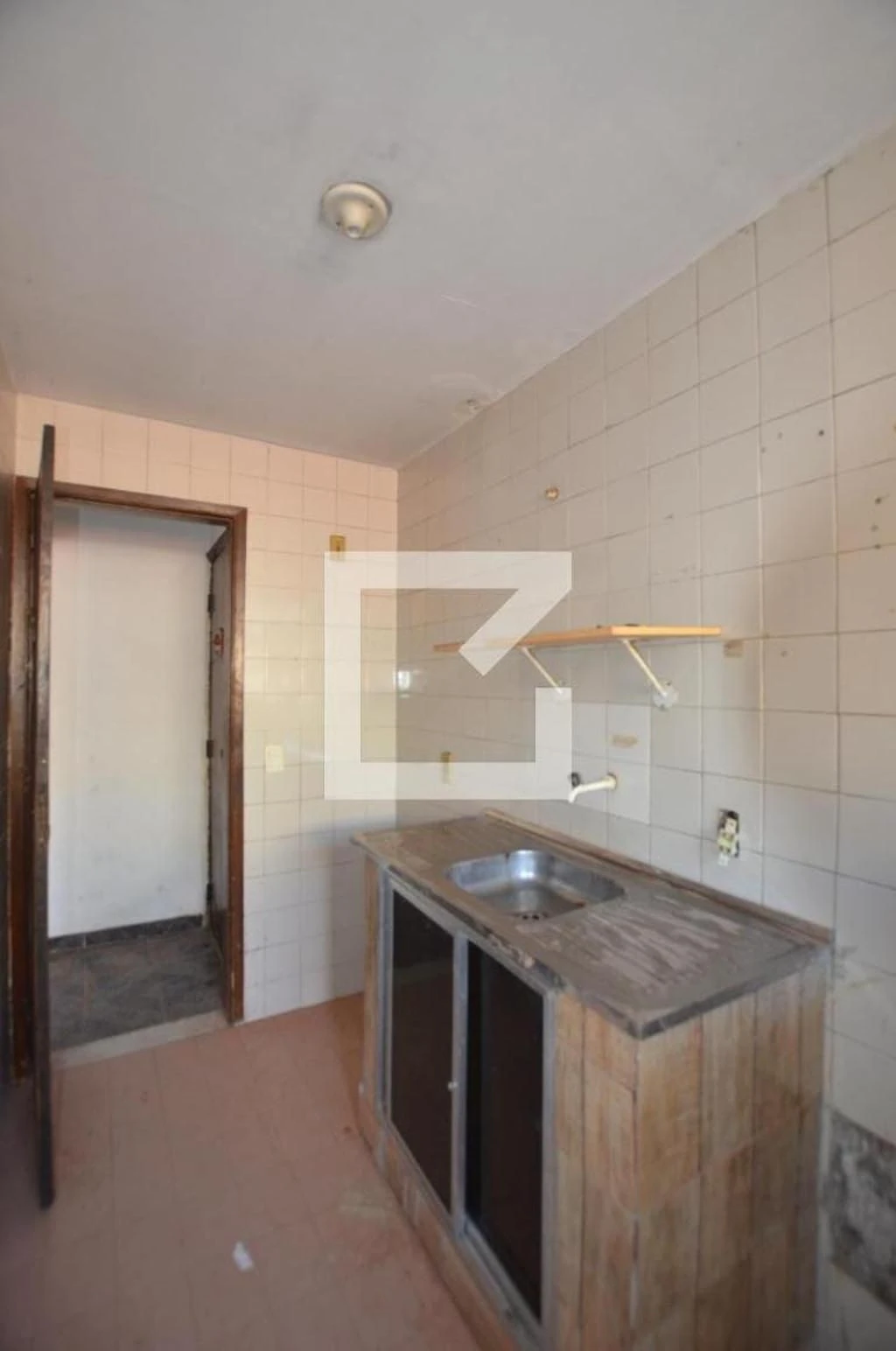 Квартира з 2 спальнями та 1 ванною і 2 місцями — photo 33