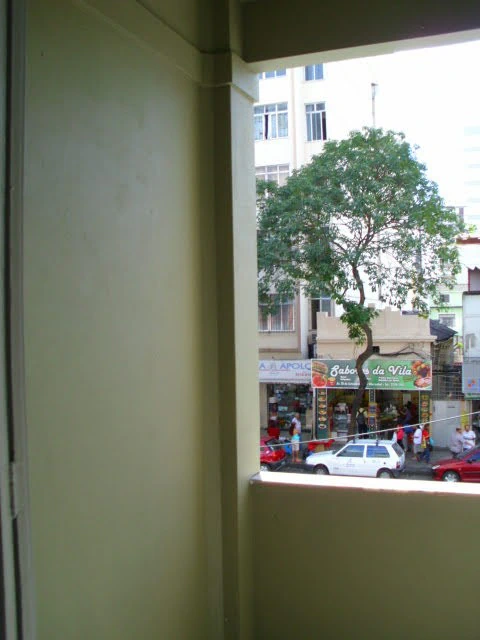 2-bedroom apartment with a bathtub — photo 11