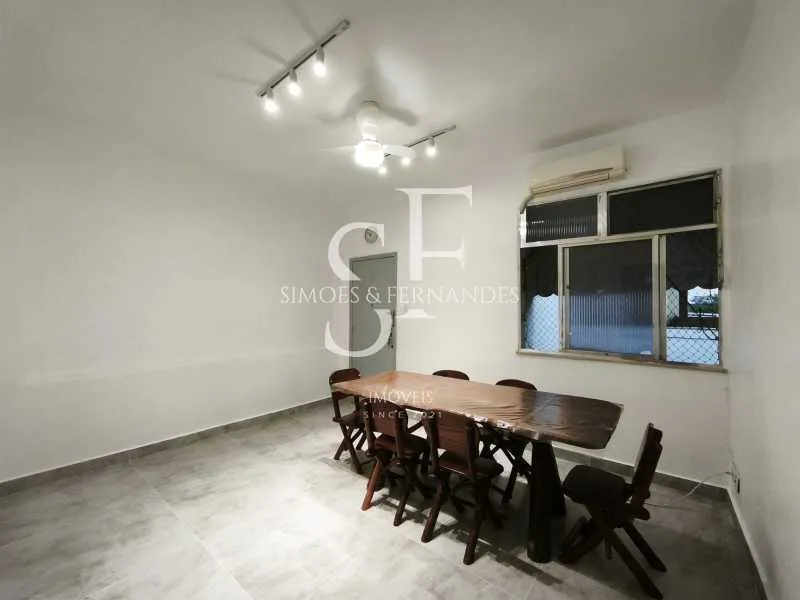 Washing machine in a 3-bedroom apartment, 152 m² — photo 8