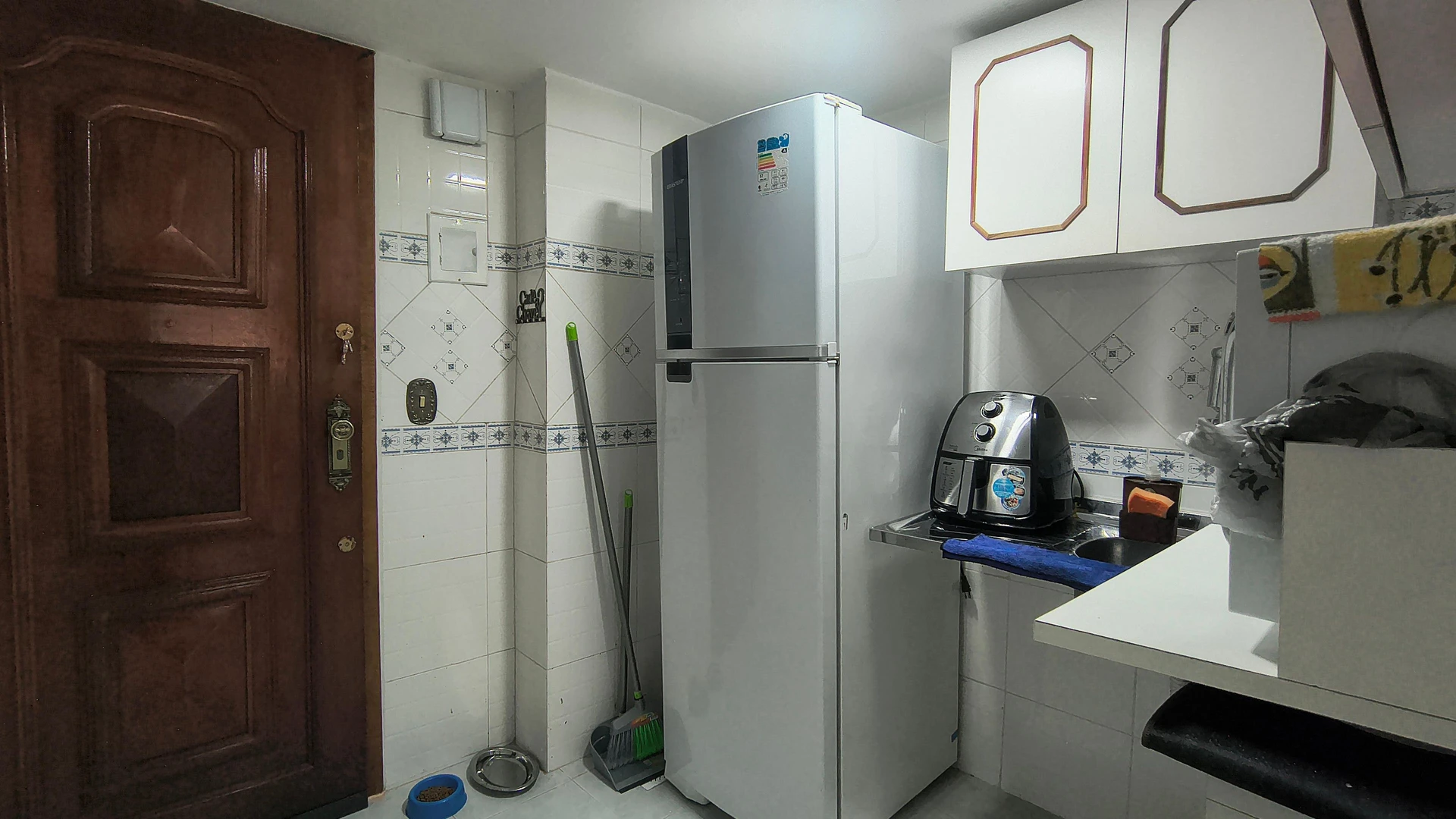 Furnished 1-bedroom apartment with 1 bathroom — photo 4